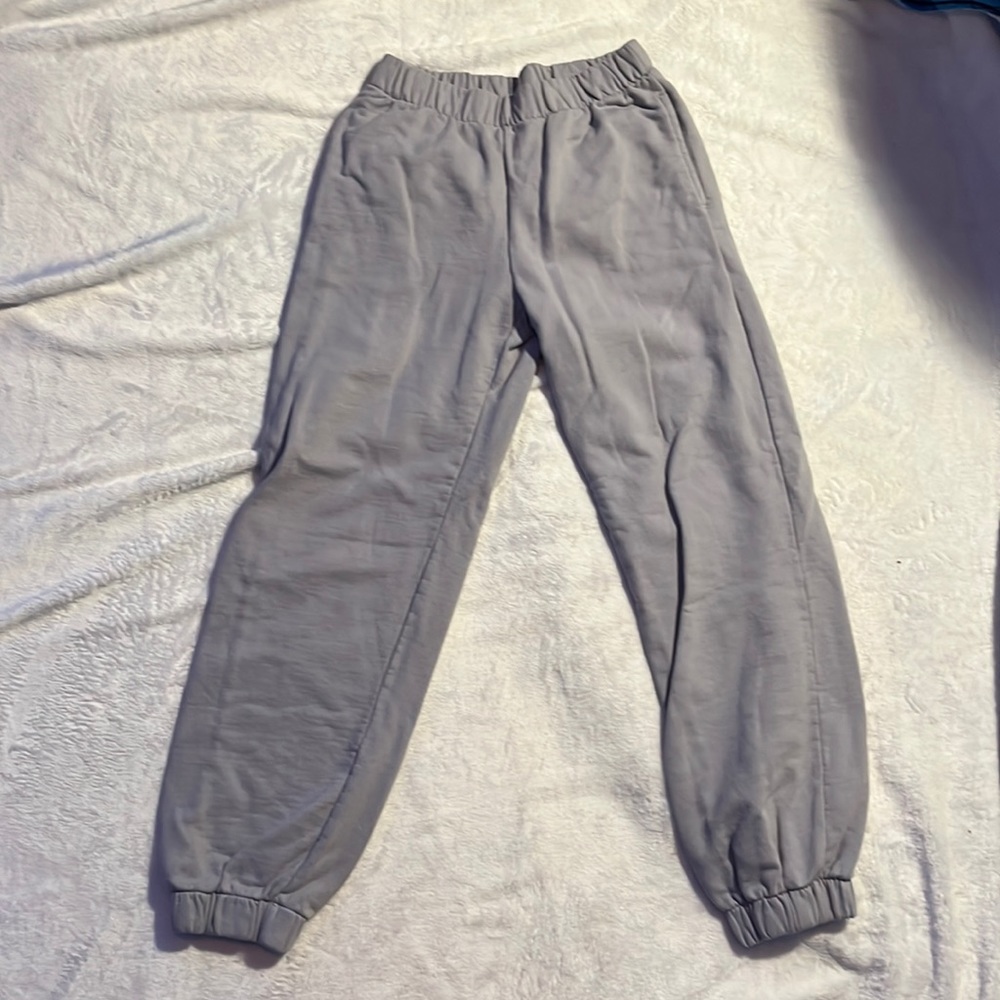 Brandy Melville Rosa Sweatpants, light blue/ lilac color, onesize